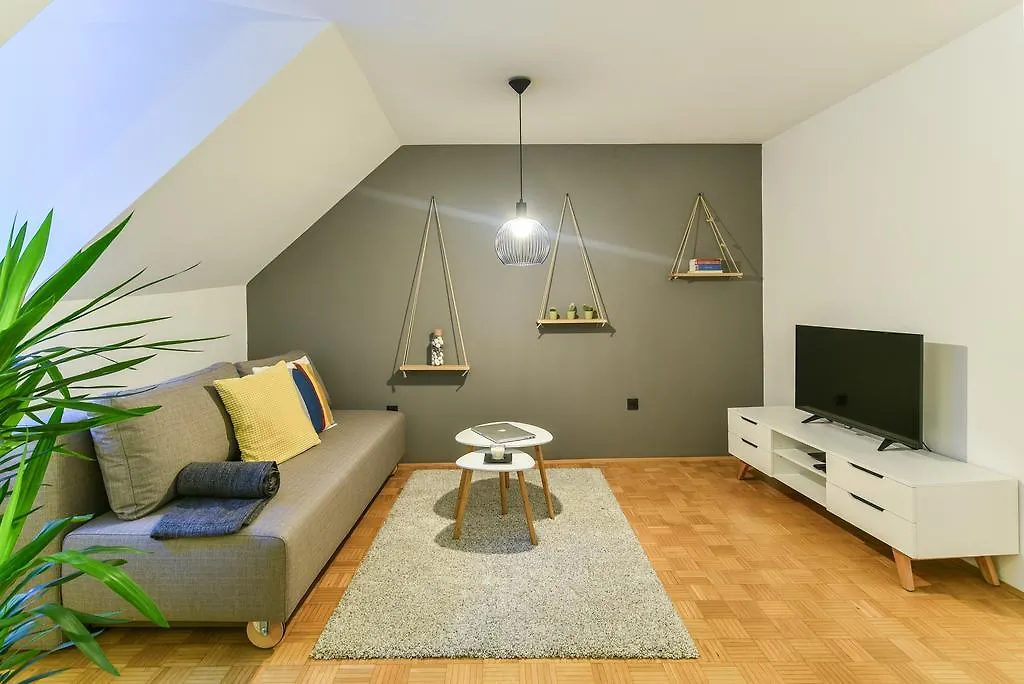 Strict City Apartments Lublana